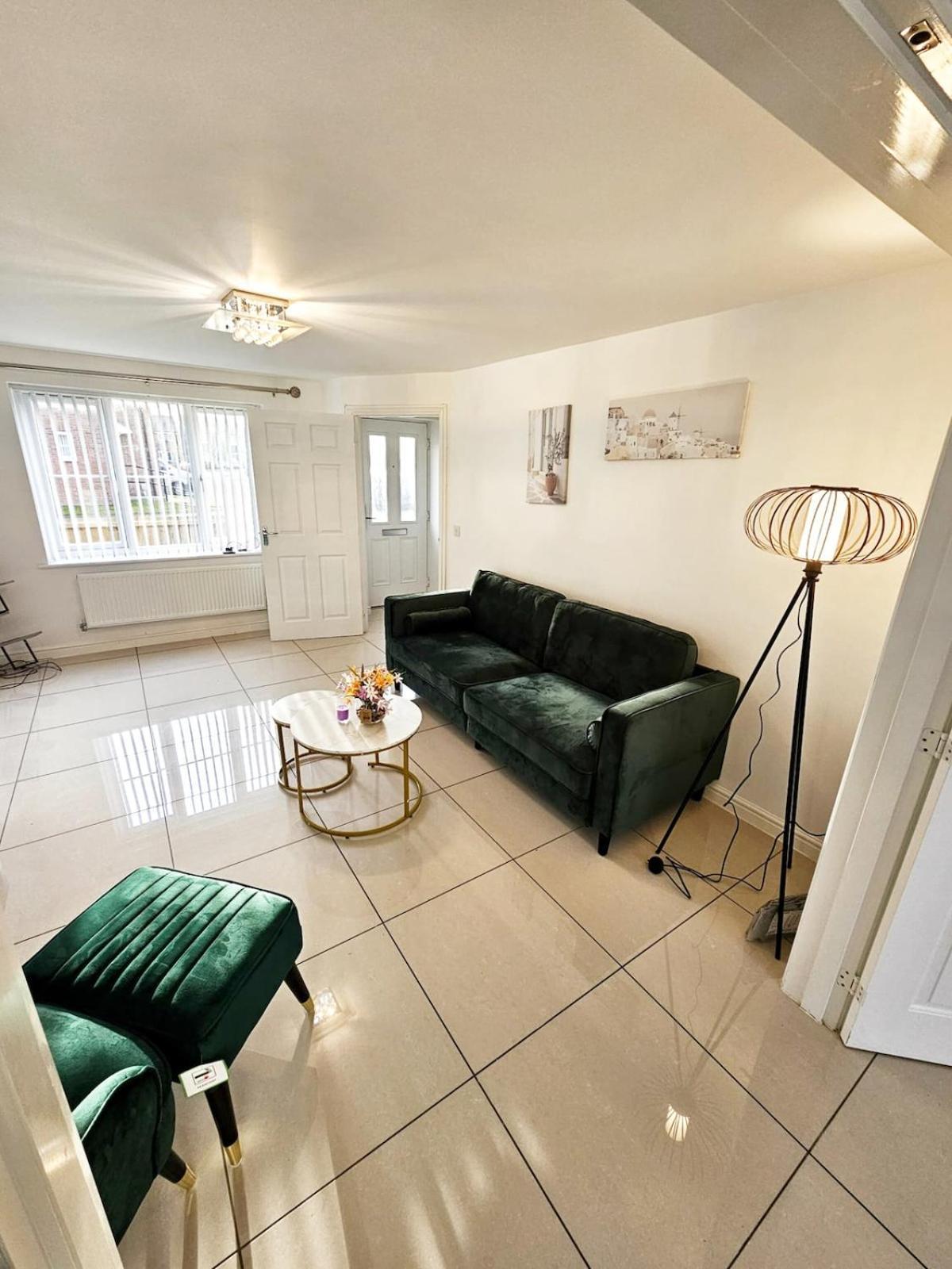 Spacious Modern 4Bd House Kingston upon Hull Eksteriør billede
